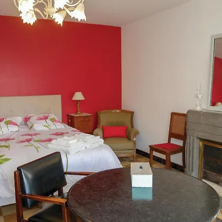 Pet Friendly In Aurseulles Casa de Férias