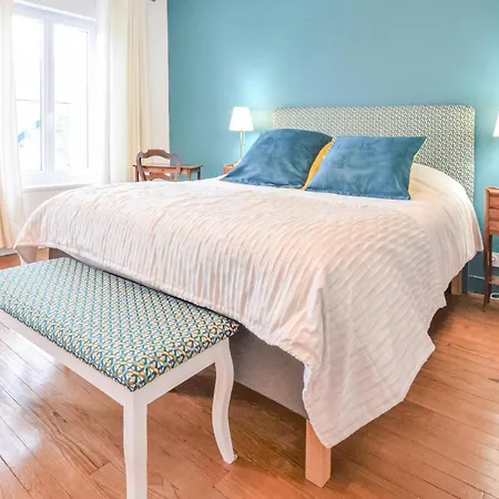 Pet Friendly In Aurseulles *